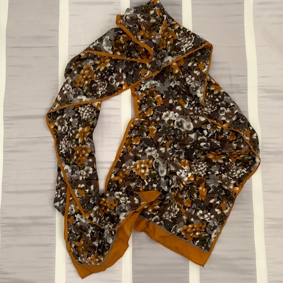 Albert Nipon Accessories - Albert Nippon Floral Silk Scarf